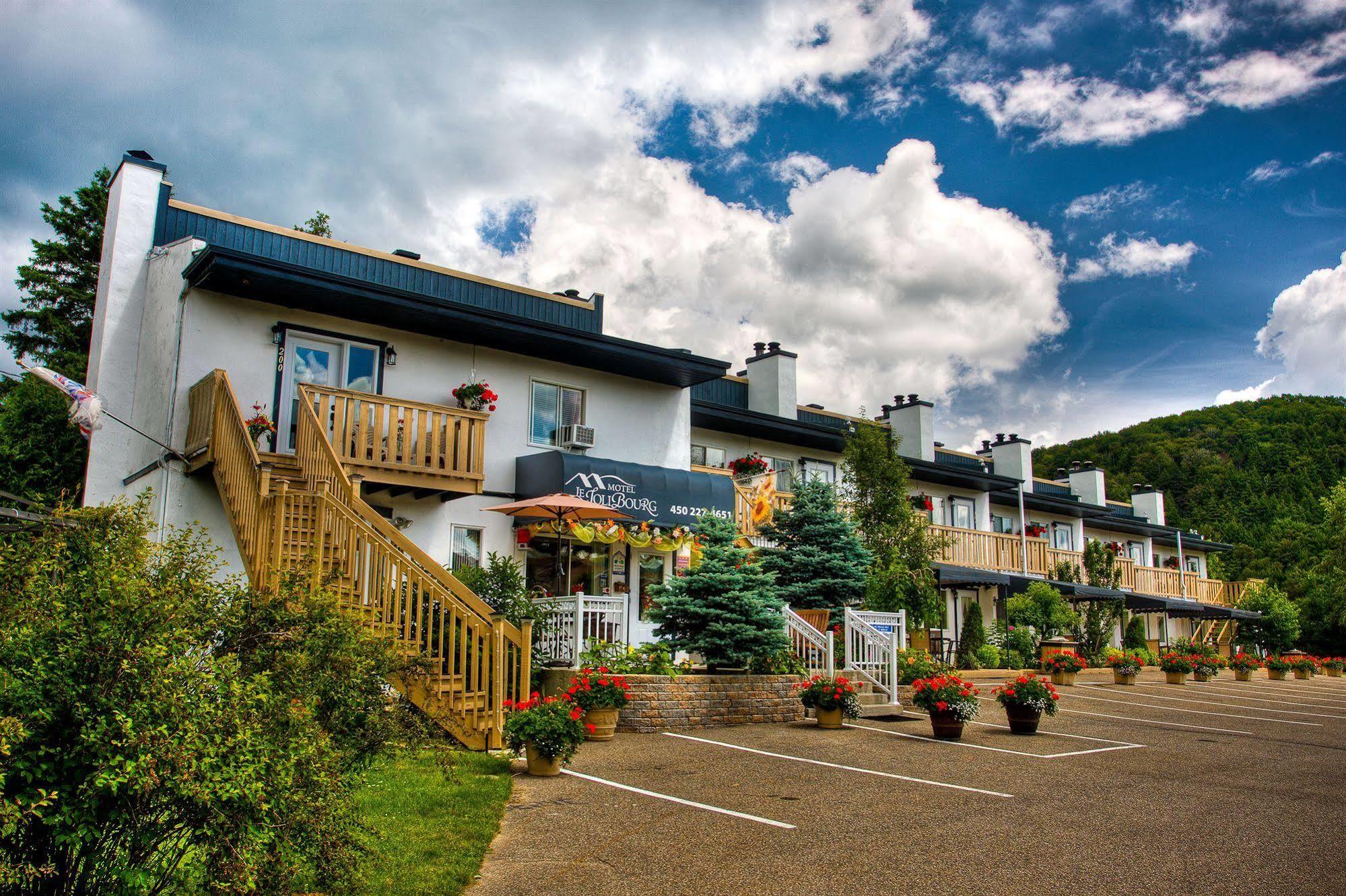 Motel Le Jolibourg Saint-Sauveur-des-Monts Exterior foto
